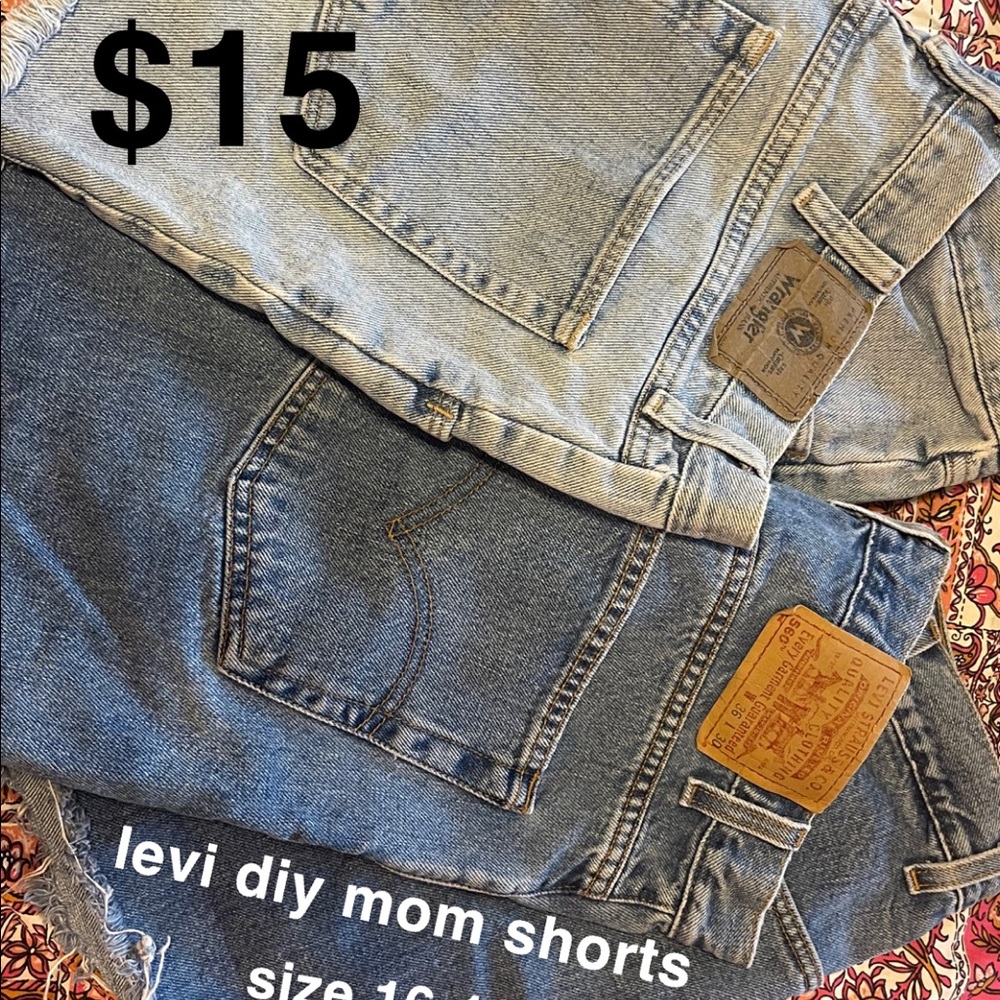 MOM SHORTS